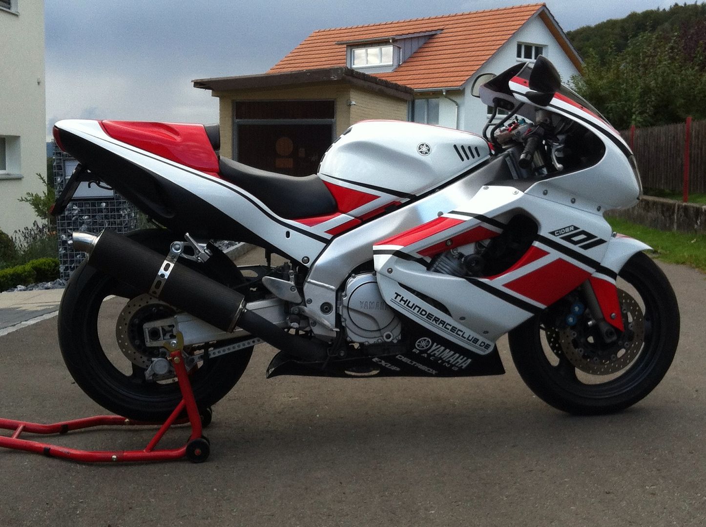 Cider101's Thunderace Projects Yamaha YZF 1000R Thunderace im 50th